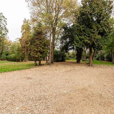 Dorney Windsor Legoland 5 Star Stay For Upto 14 Guests Bagian luar foto