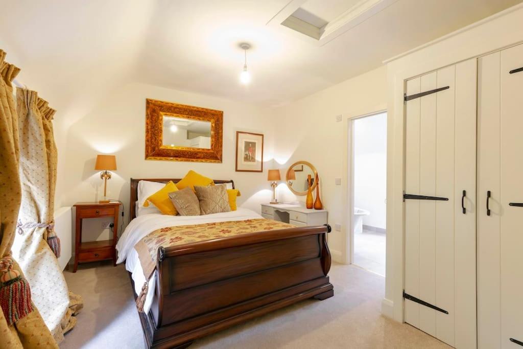 Dorney Windsor Legoland 5 Star Stay For Upto 14 Guests Bagian luar foto